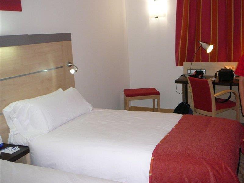 Express Airport, An Ihg Hotel 3*